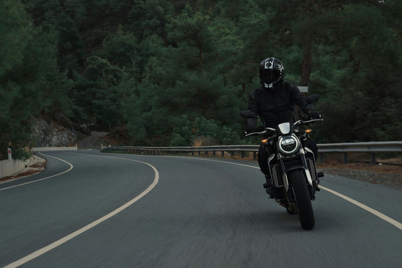 Checklist complète pour préparer sa moto avant un road trip