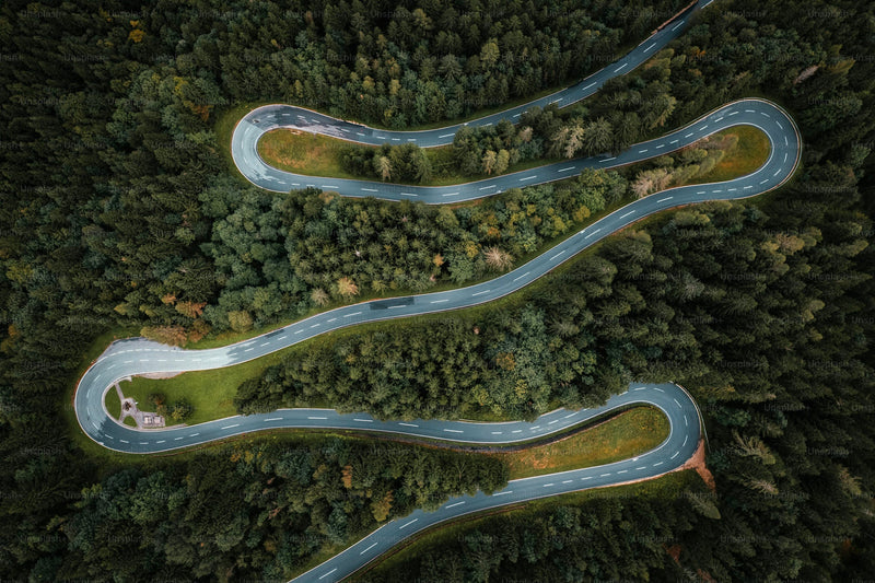 Les meilleures routes moto en France : le guide complet région par région